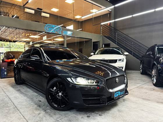 JAGUAR XE 2.0 16V SI4 TURBO GASOLINA PURE 4P AUTOMÁTICO